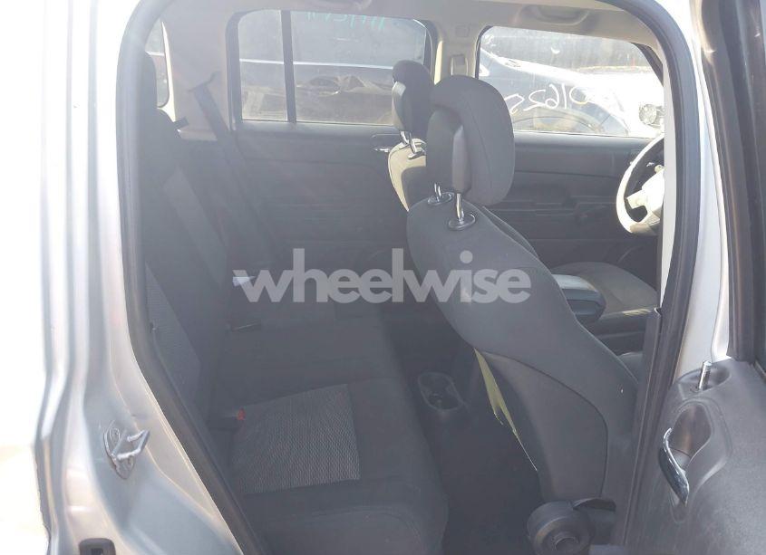 Photo 8 of 2010 Jeep Patriot SPORT (VIN 1J4NF1GB6AD622964)