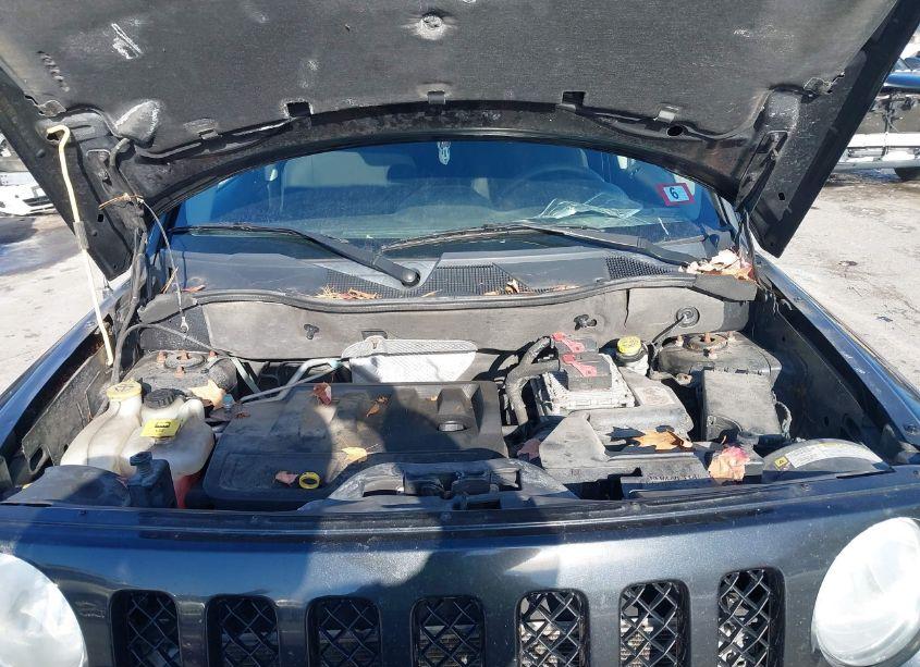 Photo 10 of 2011 Jeep Patriot SPORT (VIN 1J4NF1GB7BD212353)