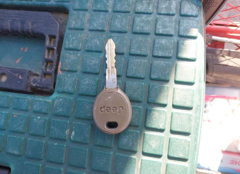 Photo 11 of 2011 Jeep Patriot SPORT (VIN 1J4NF1GB7BD212353)