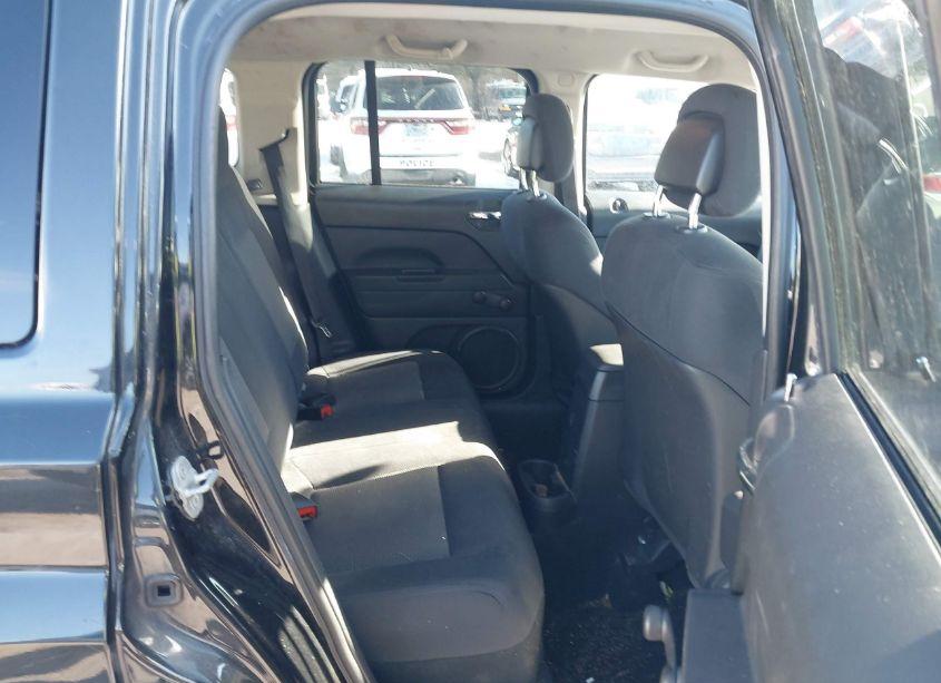 Photo 8 of 2011 Jeep Patriot SPORT (VIN 1J4NF1GB7BD212353)
