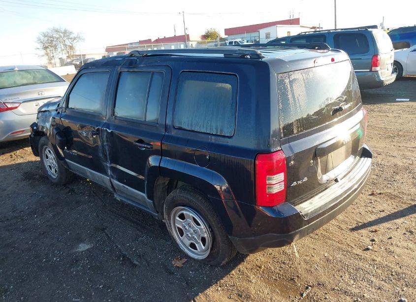 Photo 3 of 2011 Jeep Patriot SPORT (VIN 1J4NF1GB8BD140997)