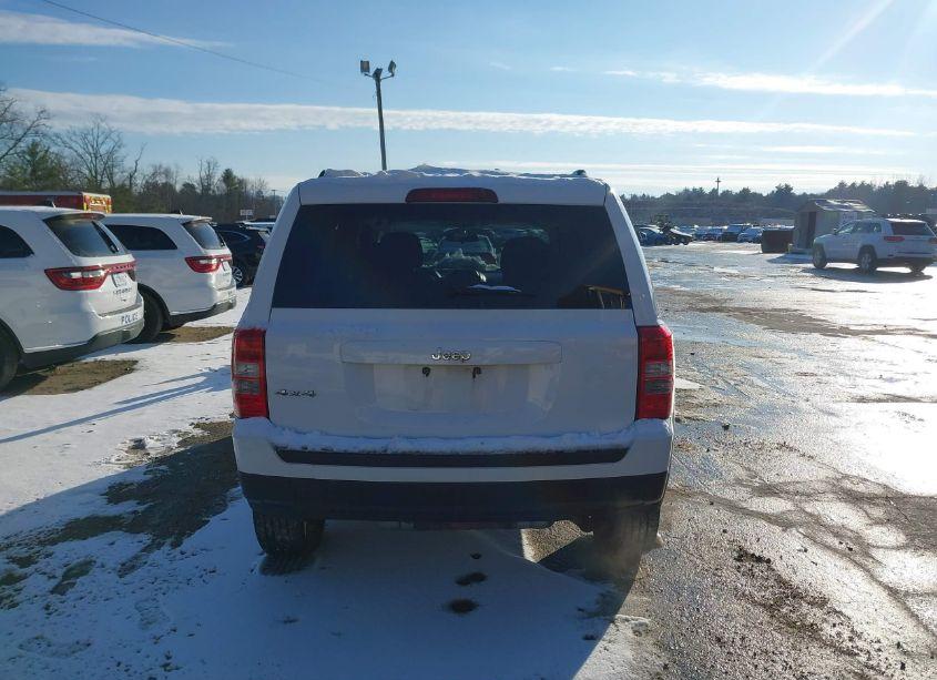 Photo 16 of 2011 Jeep Patriot SPORT (VIN 1J4NF1GB8BD275476)