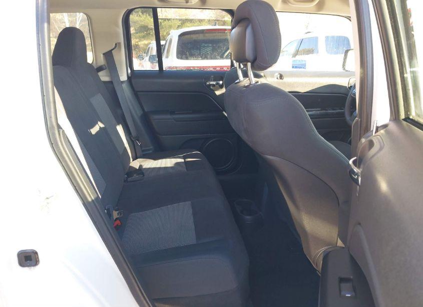 Photo 8 of 2011 Jeep Patriot SPORT (VIN 1J4NF1GB8BD275476)