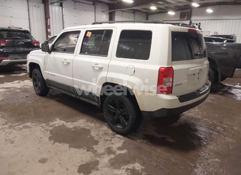 Photo 3 of 2011 Jeep Patriot SPORT (VIN 1J4NF1GB8BD277289)