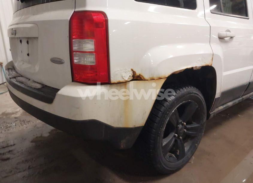 Photo 6 of 2011 Jeep Patriot SPORT (VIN 1J4NF1GB8BD277289)