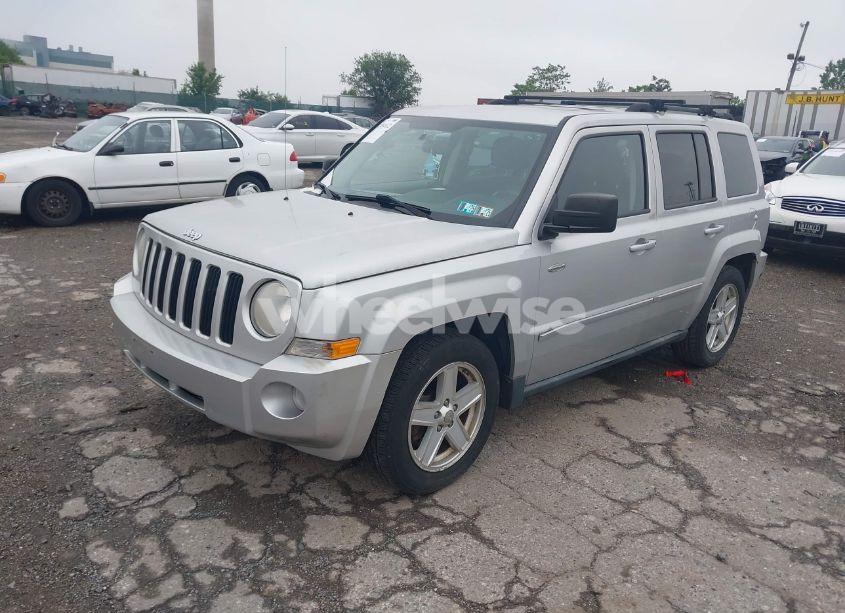 Photo 2 of 2010 Jeep Patriot SPORT (VIN 1J4NF1GB9AD624160)