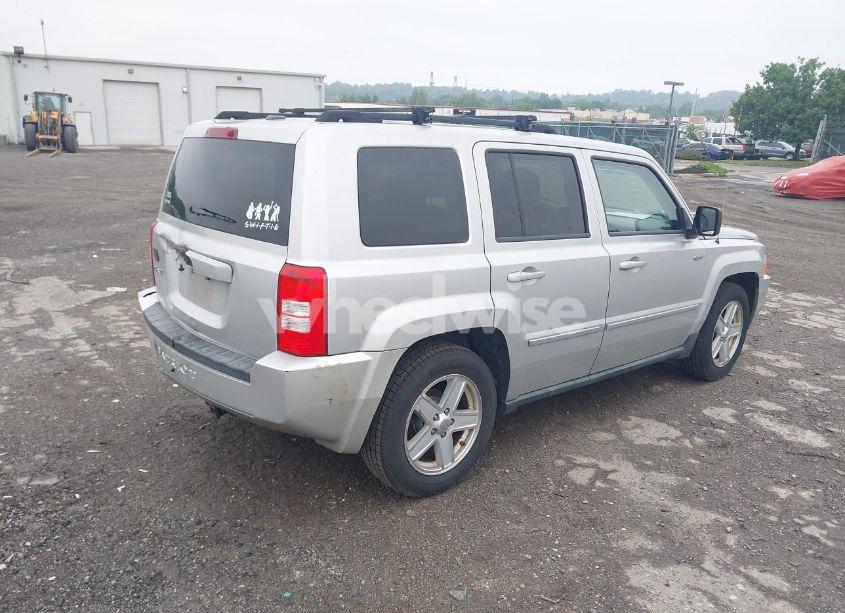 Photo 4 of 2010 Jeep Patriot SPORT (VIN 1J4NF1GB9AD624160)