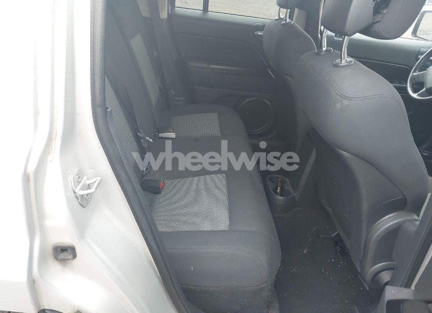 Photo 8 of 2010 Jeep Patriot SPORT (VIN 1J4NF1GB9AD624160)