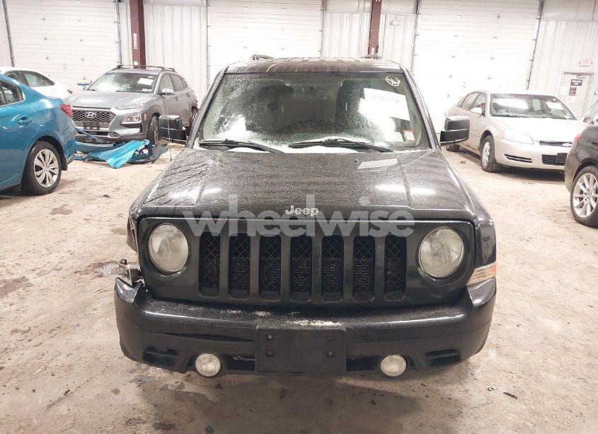 Photo 12 of 2011 Jeep Patriot SPORT (VIN 1J4NF1GB9BD105627)