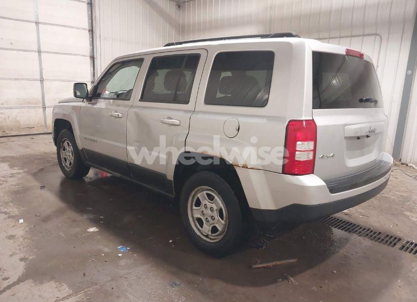 Photo 3 of 2011 Jeep Patriot SPORT (VIN 1J4NF1GB9BD116918)