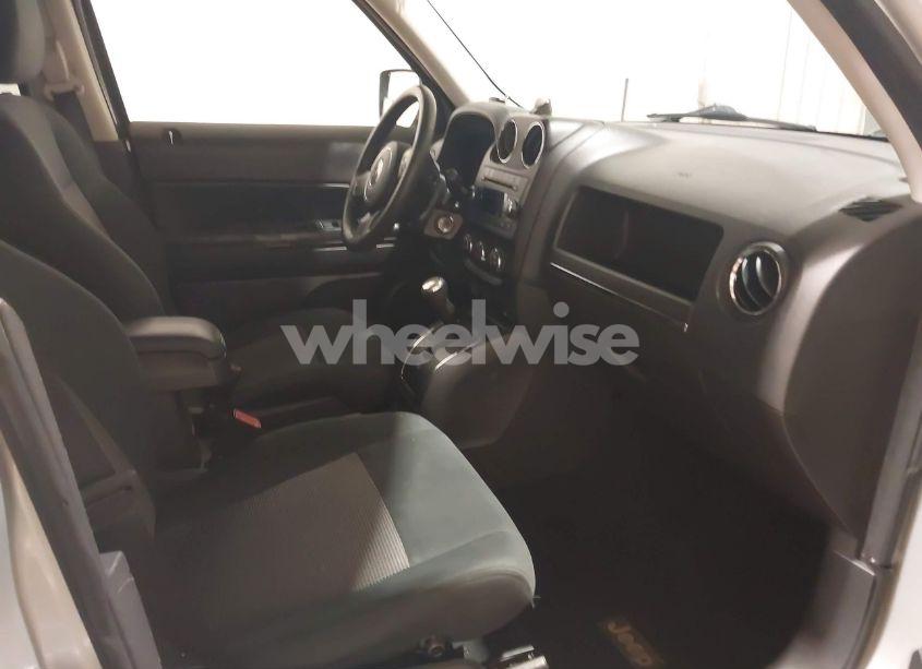 Photo 5 of 2011 Jeep Patriot SPORT (VIN 1J4NF1GB9BD116918)