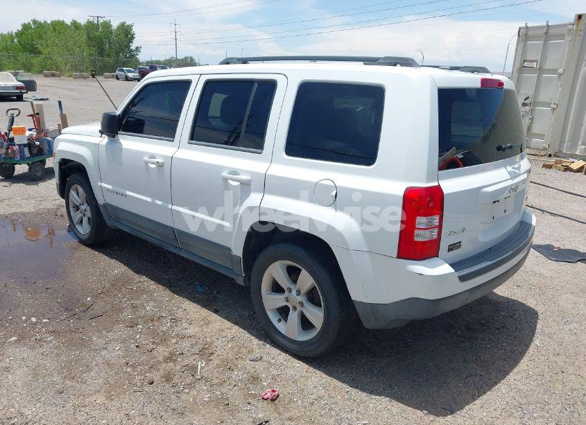 Photo 3 of 2011 Jeep Patriot SPORT (VIN 1J4NF1GB9BD212015)