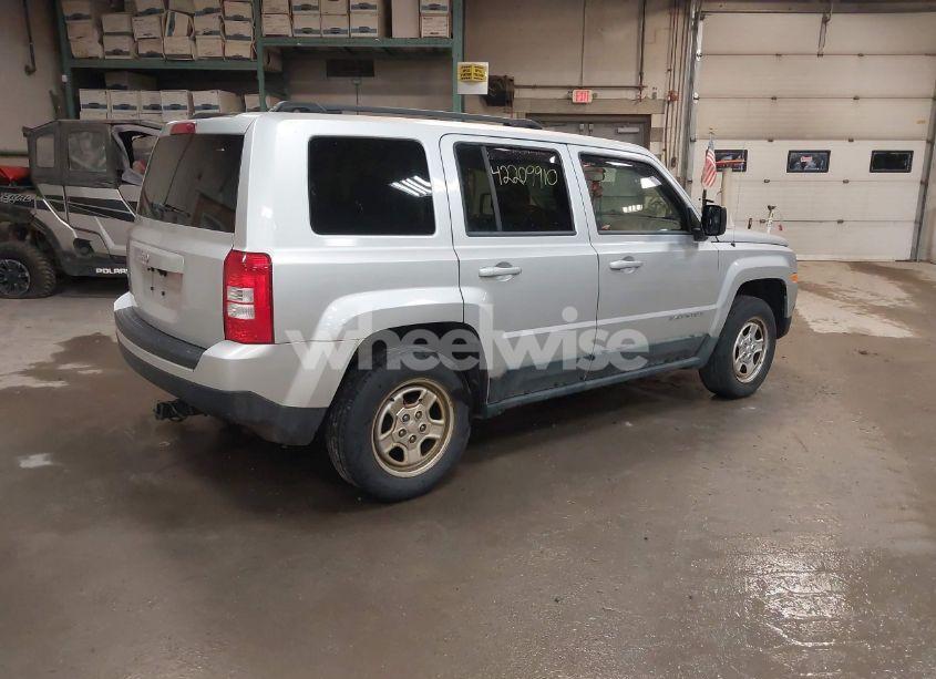 Photo 4 of 2011 Jeep Patriot SPORT (VIN 1J4NF1GB9BD266334)