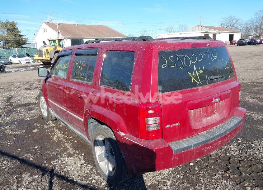 Photo 3 of 2010 Jeep Patriot SPORT (VIN 1J4NF1GBXAD637810)