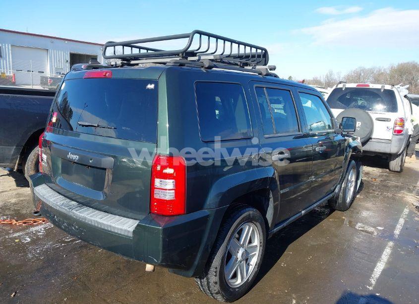Photo 4 of 2010 Jeep Patriot SPORT (VIN 1J4NF1GBXAD638018)