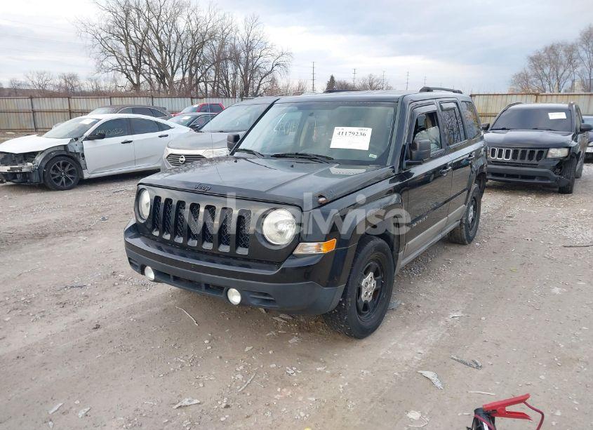 Photo 2 of 2011 Jeep Patriot SPORT (VIN 1J4NF1GBXBD127359)
