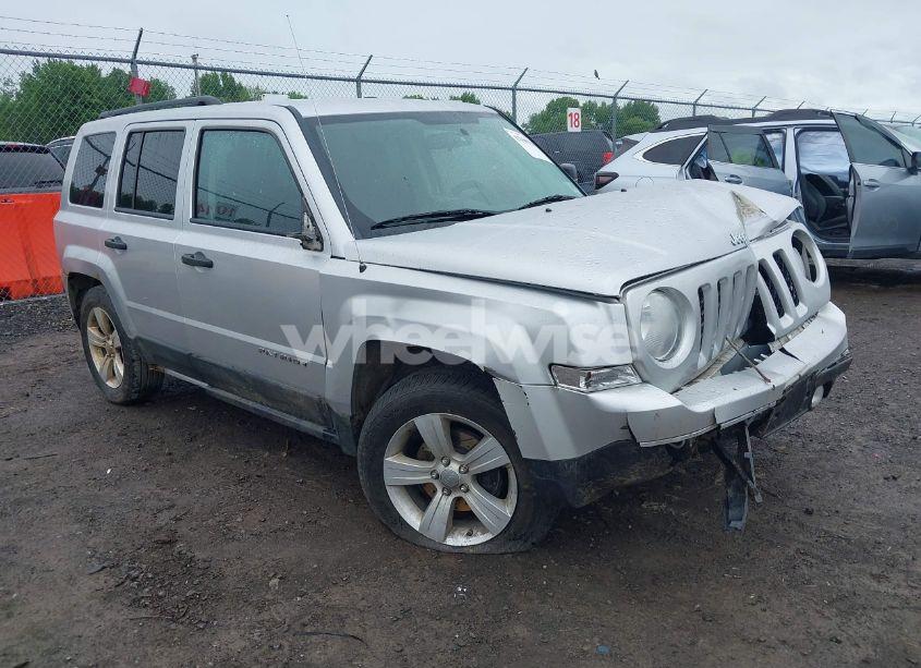 2011 Jeep Patriot SPORT (VIN 1J4NF1GBXBD129029) main photo