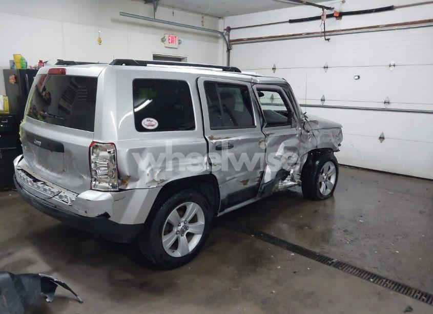 Photo 4 of 2011 Jeep Patriot SPORT (VIN 1J4NF1GBXBD148924)