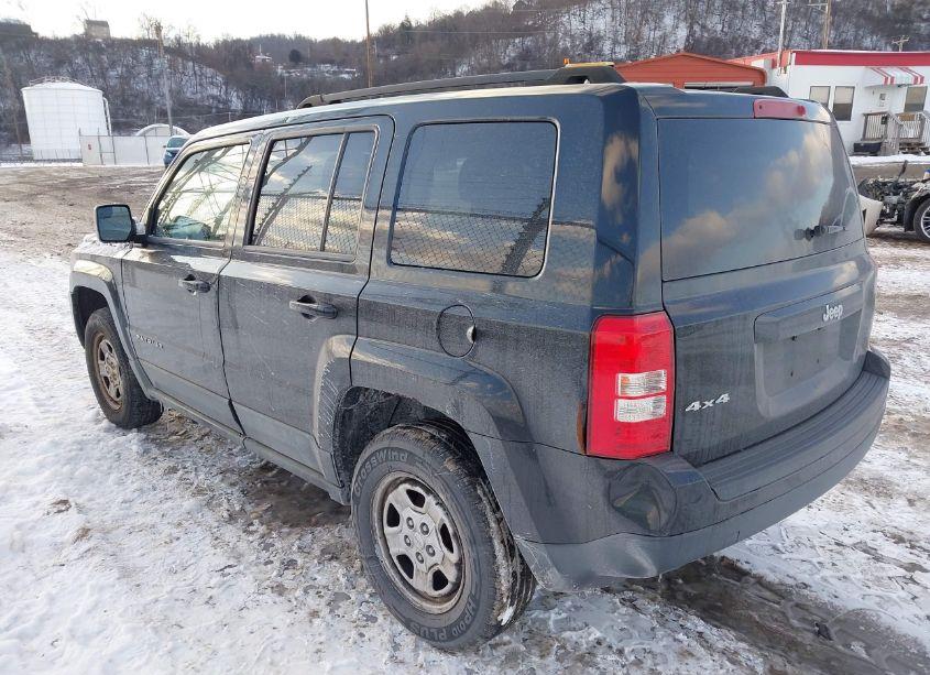 Photo 3 of 2011 Jeep Patriot SPORT (VIN 1J4NF1GBXBD177890)