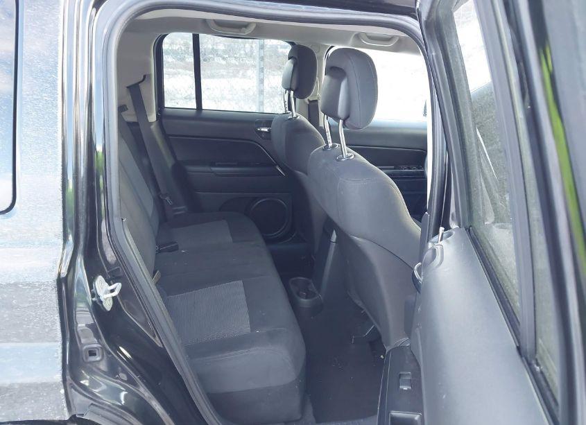 Photo 8 of 2011 Jeep Patriot SPORT (VIN 1J4NF1GBXBD177890)