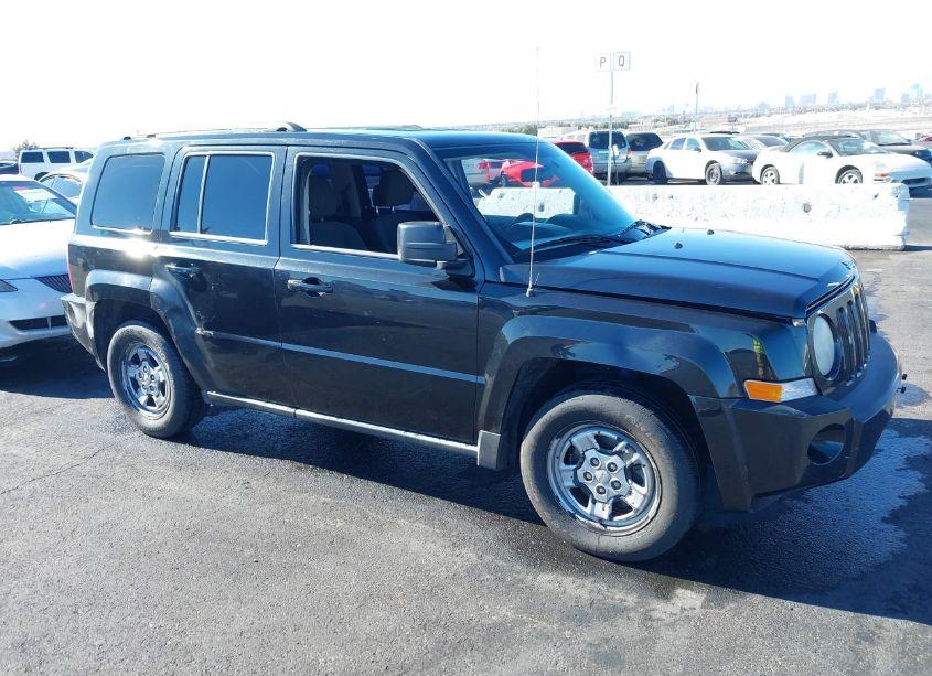 Photo 12 of 2010 Jeep Patriot SPORT (VIN 1J4NF2GB1AD528805)