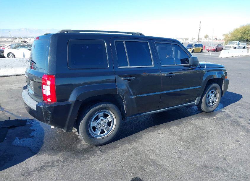 Photo 4 of 2010 Jeep Patriot SPORT (VIN 1J4NF2GB1AD528805)
