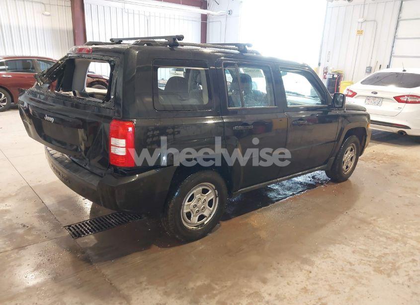 Photo 4 of 2010 Jeep Patriot SPORT (VIN 1J4NF2GB3AD549011)