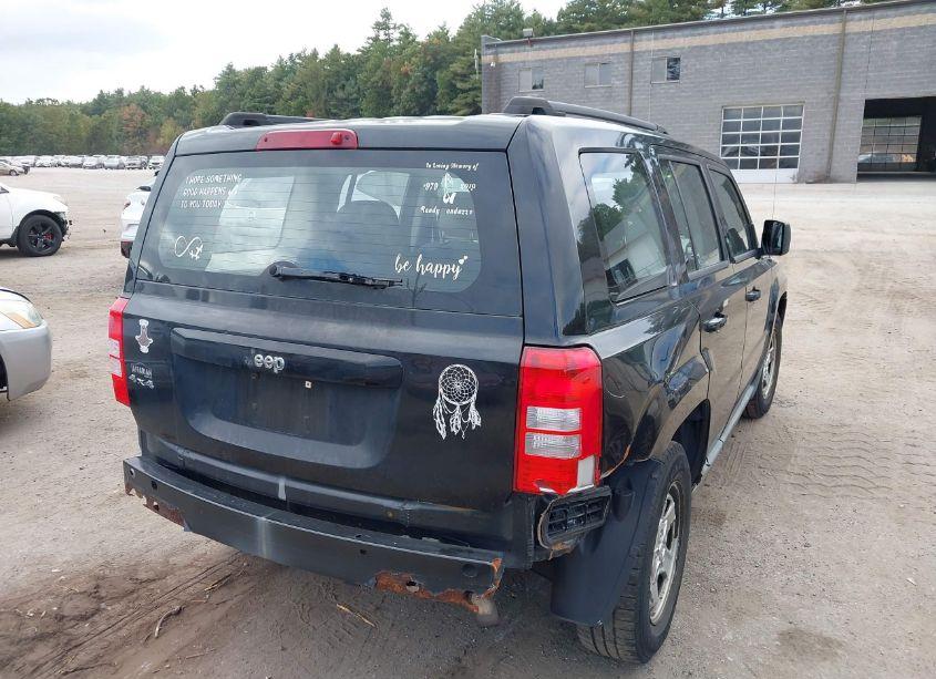 Photo 4 of 2010 Jeep Patriot SPORT (VIN 1J4NF2GB5AD611556)