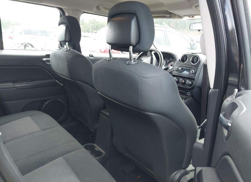 Photo 8 of 2010 Jeep Patriot SPORT (VIN 1J4NF2GB5AD611556)