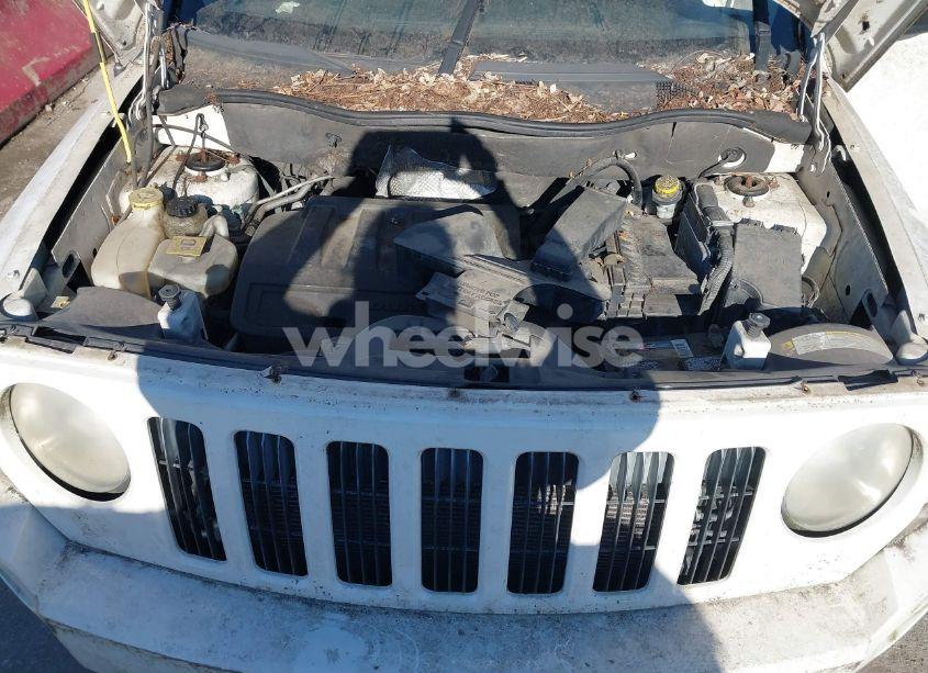 Photo 10 of 2010 Jeep Patriot SPORT (VIN 1J4NF2GB8AD599726)