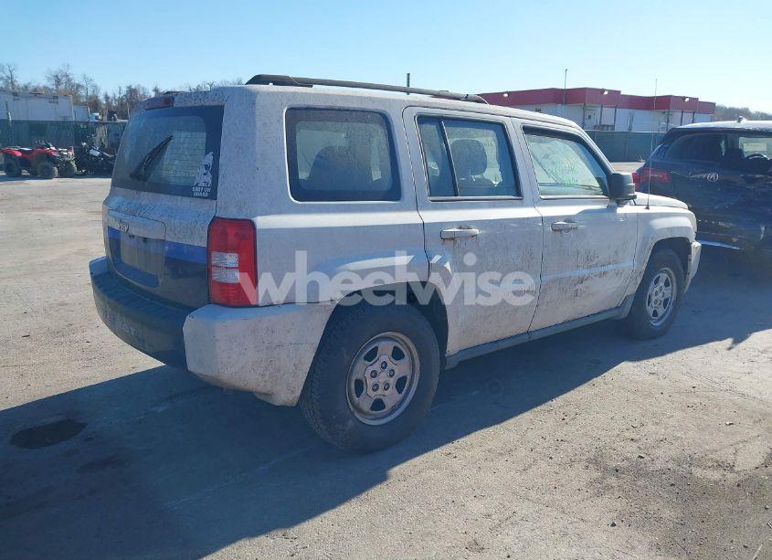 Photo 4 of 2010 Jeep Patriot SPORT (VIN 1J4NF2GB8AD599726)