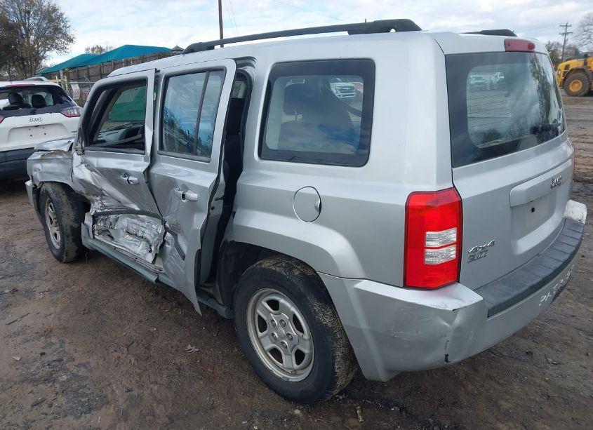 Photo 3 of 2010 Jeep Patriot SPORT (VIN 1J4NF2GB9AD537588)