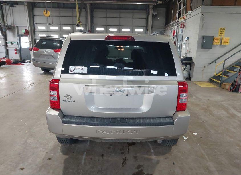 Photo 16 of 2010 Jeep Patriot SPORT (VIN 1J4NF2GB9AD622009)