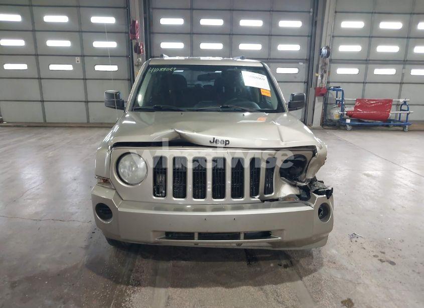 Photo 6 of 2010 Jeep Patriot SPORT (VIN 1J4NF2GB9AD622009)