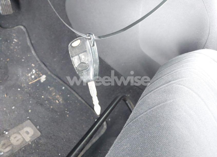 Photo 11 of 2010 Jeep Compass SPORT (VIN 1J4NF4FB5AD592939)