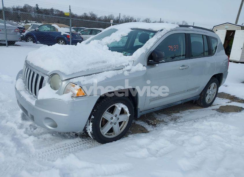 Photo 2 of 2010 Jeep Compass SPORT (VIN 1J4NF4FB5AD592939)