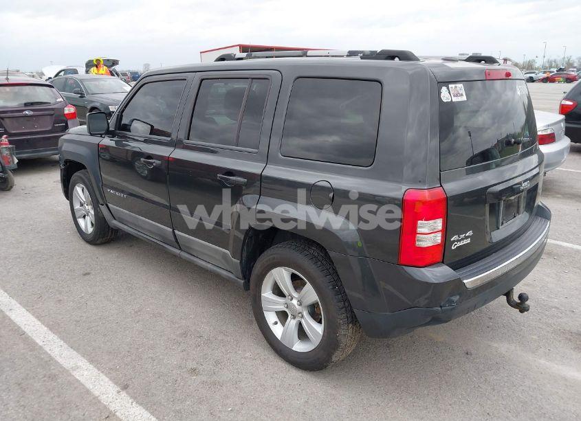 Photo 3 of 2011 Jeep Patriot LATITUDE X (VIN 1J4NF4GB2BD115286)