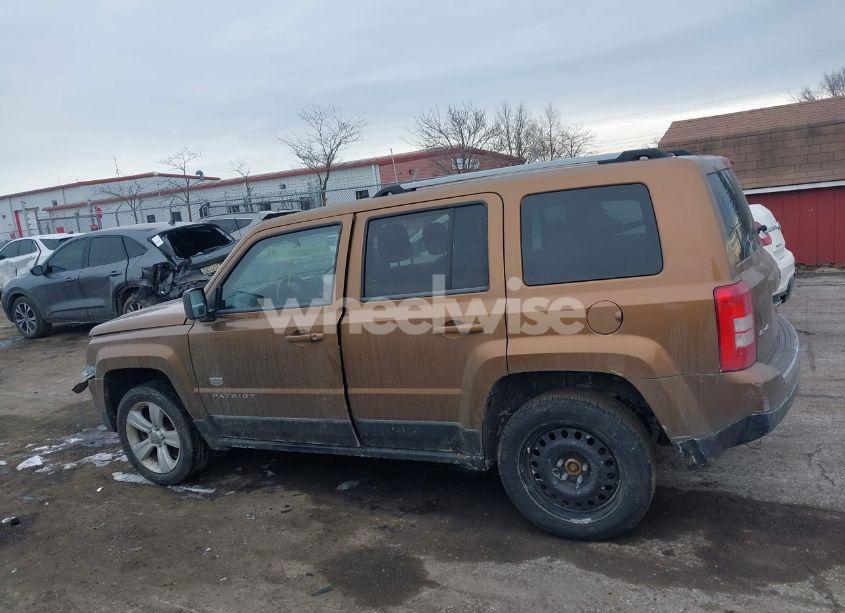 Photo 14 of 2011 Jeep Patriot LATITUDE X (VIN 1J4NF4GB2BD165119)