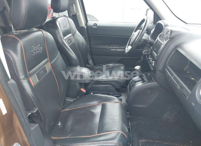 Photo 5 of 2011 Jeep Patriot LATITUDE X (VIN 1J4NF4GB2BD165119)