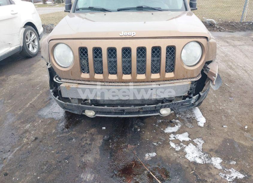 Photo 6 of 2011 Jeep Patriot LATITUDE X (VIN 1J4NF4GB2BD165119)