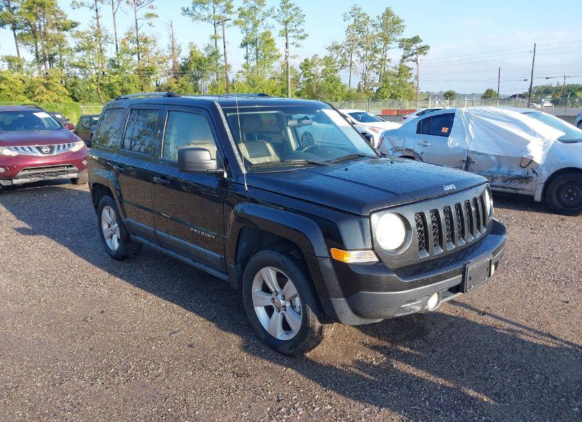 2011 Jeep Patriot LATITUDE X (VIN 1J4NF4GB2BD212956) main photo