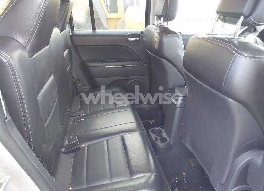 Photo 8 of 2011 Jeep Patriot LATITUDE X (VIN 1J4NF4GB3BD127639)