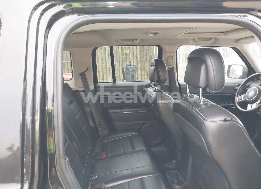 Photo 8 of 2011 Jeep Patriot LATITUDE X (VIN 1J4NF4GB6BD119485)