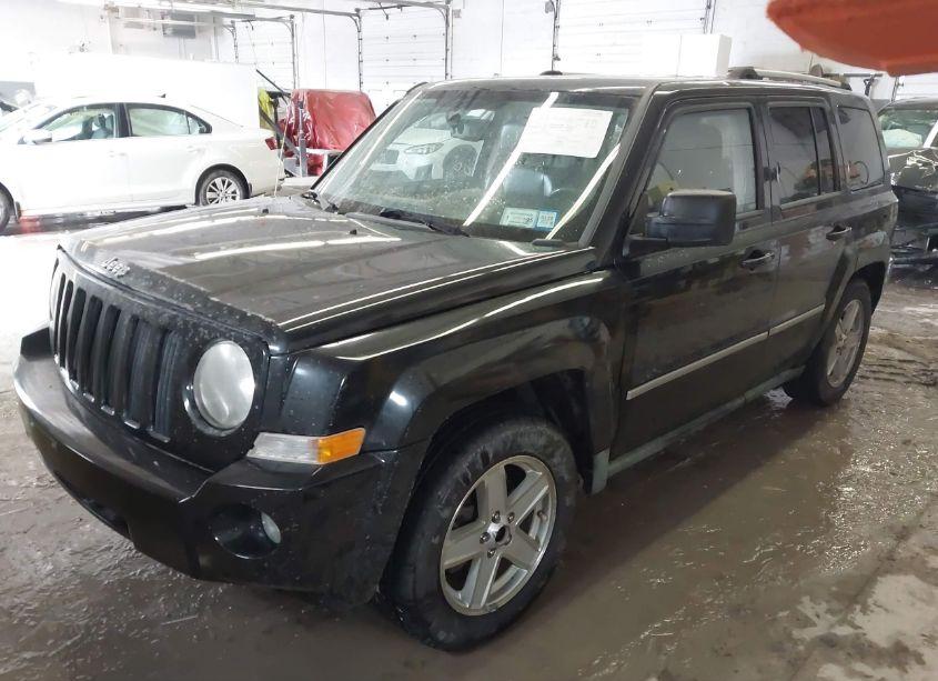 Photo 2 of 2010 Jeep Patriot LIMITED (VIN 1J4NF4GB7AD510918)