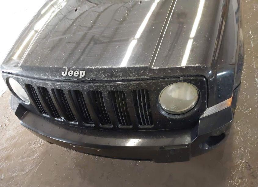 Photo 6 of 2010 Jeep Patriot LIMITED (VIN 1J4NF4GB7AD510918)