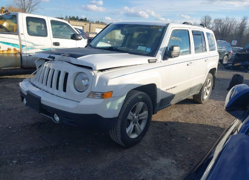 Photo 2 of 2011 Jeep Patriot LATITUDE X (VIN 1J4NF4GB7BD109130)