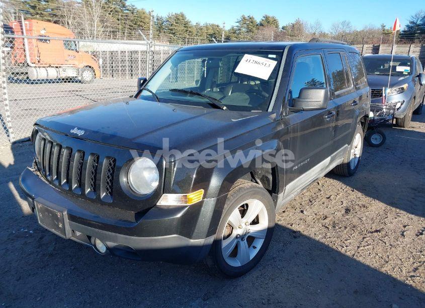 Photo 2 of 2011 Jeep Patriot LATITUDE X (VIN 1J4NF4GB7BD110410)