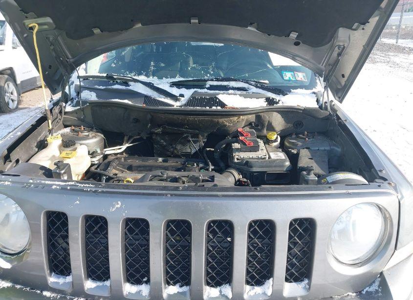 Photo 10 of 2011 Jeep Patriot (VIN 1J4NF4GB7BD229977)