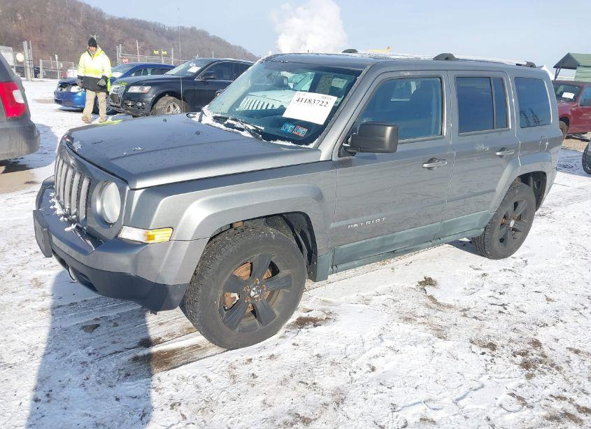 Photo 2 of 2011 Jeep Patriot (VIN 1J4NF4GB7BD229977)