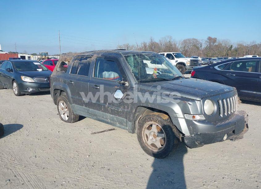 2011 Jeep Patriot LATITUDE X (VIN 1J4NF4GB7BD278886) main photo
